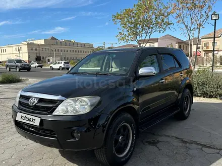 Toyota Fortuner 2005 года за 7 500 000 тг. в Актау