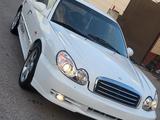 Hyundai Sonata 2003 года за 1 650 000 тг. в Шымкент – фото 4