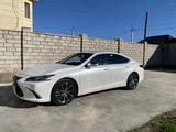 Lexus ES 250 2021 года за 22 300 000 тг. в Тараз – фото 4