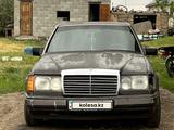 Mercedes-Benz E 230 1992 года за 1 300 000 тг. в Алматы