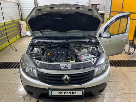 Renault Sandero Stepway 2014 года за 3 755 555 тг. в Актобе – фото 5