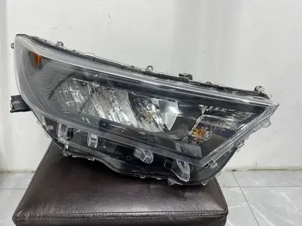 Фара Toyota RAV4 за 50 000 тг. в Алматы