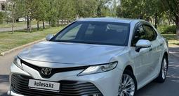 Toyota Camry 2018 годаfor13 000 000 тг. в Астана – фото 4