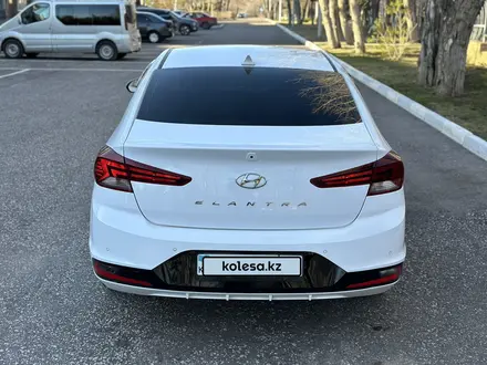 Hyundai Elantra 2019 года за 9 700 000 тг. в Караганда – фото 8
