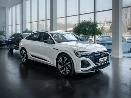 Audi Q8 e-tron 2023 года за 37 682 503 тг. в Алматы