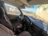 Chevrolet Niva 2013 года за 2 500 000 тг. в Атырау – фото 2