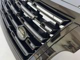 Решетка радиатора рестайлинг Range Rover Land Rover 405 2013 + за 125 000 тг. в Алматы – фото 4