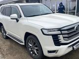 Toyota Land Cruiser 2023 года за 55 000 000 тг. в Атырау – фото 2