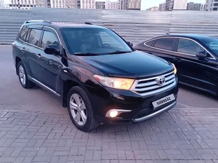 Toyota Highlander 2012 года за 11 600 000 тг. в Астана – фото 3