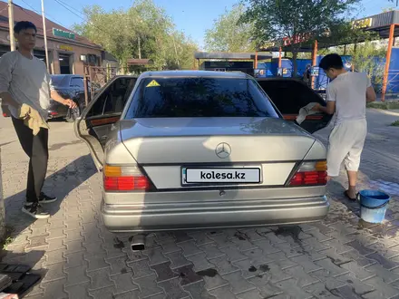Mercedes-Benz E 230 1991 года за 1 400 000 тг. в Кызылорда – фото 6