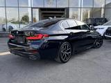 BMW 5 серия 2022 годаүшін24 000 000 тг. в Шымкент – фото 4
