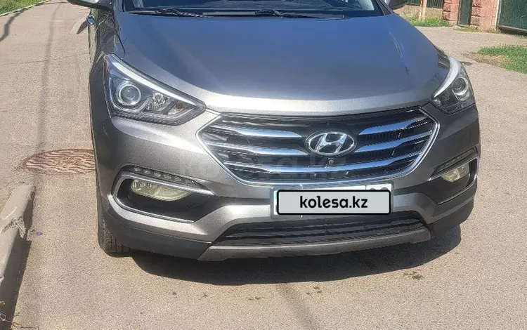 Hyundai Santa Fe 2018 годаүшін8 500 000 тг. в Алматы