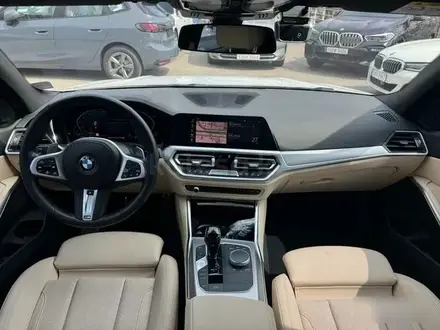 BMW 320 2022 года за 15 672 000 тг. в Алматы – фото 11