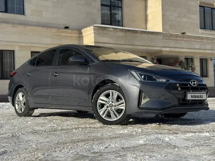 Hyundai Elantra 2019 года за 8 000 000 тг. в Алматы – фото 34