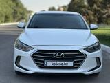Hyundai Elantra 2016 года за 5 900 000 тг. в Шымкент – фото 3
