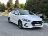 Hyundai Elantra 2016 года за 5 900 000 тг. в Шымкент – фото 2
