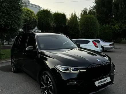 BMW X7 2021 года за 48 900 000 тг. в Тараз – фото 2