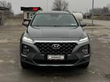 Hyundai Santa Fe 2019 года за 13 400 000 тг. в Алматы