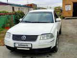 Volkswagen Passat 2003 годаfor2 800 000 тг. в Астана – фото 2