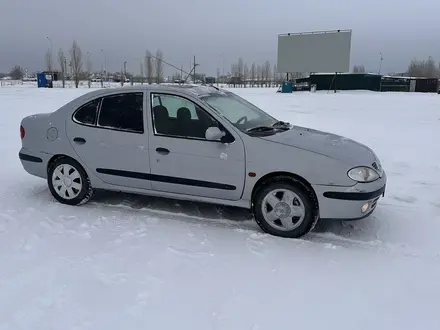 Renault Megane 2000 года за 1 200 000 тг. в Актобе – фото 2