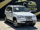 Chevrolet Niva 2014 года за 3 800 000 тг. в Атырау – фото 2