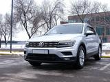 Volkswagen Tiguan 2017 года за 11 200 000 тг. в Алматы