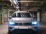 Volkswagen Tiguan 2017 года за 10 700 000 тг. в Алматы – фото 3