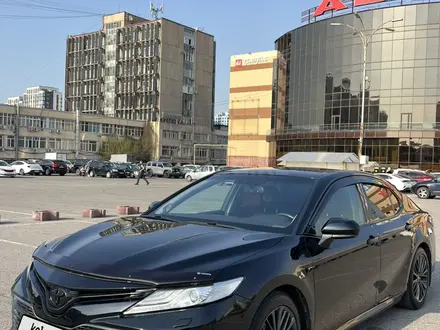 Toyota Camry 2018 года за 14 000 000 тг. в Алматы – фото 11