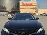 Toyota Camry 2018 года за 14 000 000 тг. в Алматы – фото 2