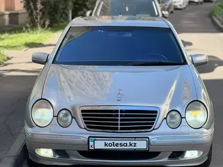Mercedes-Benz E 320