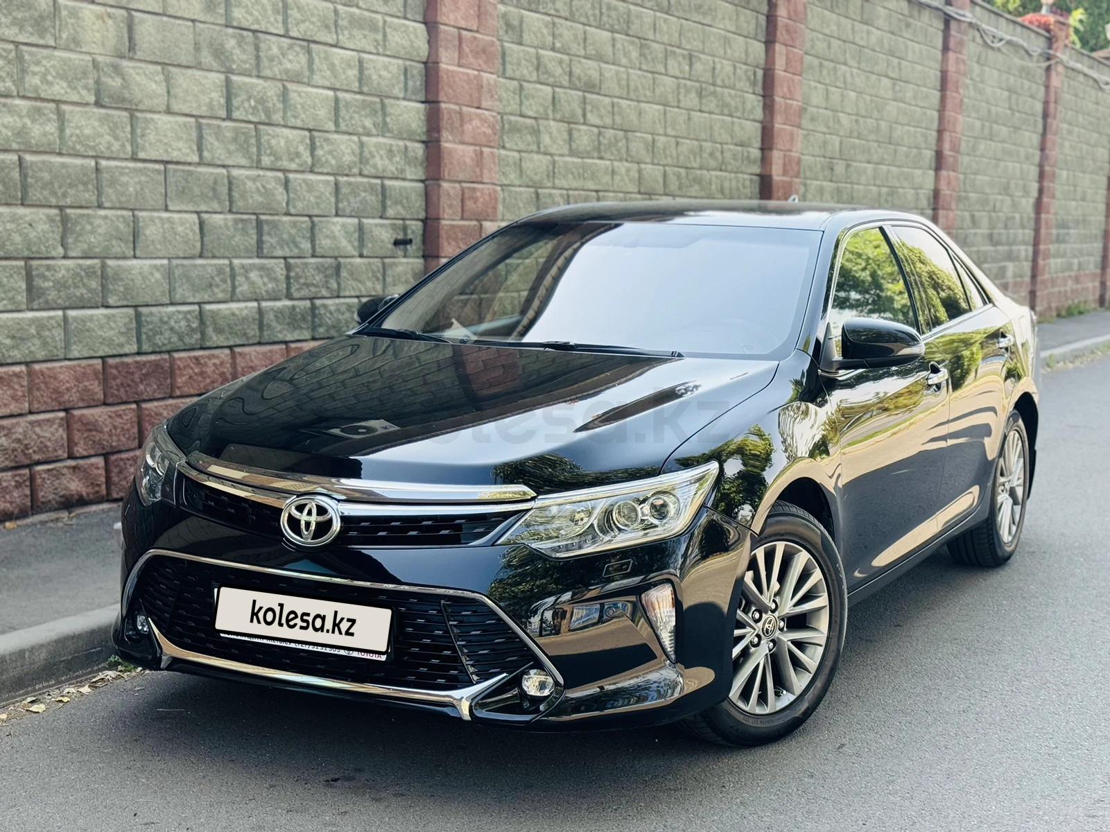 Toyota Camry 2017 г.