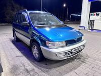 Mitsubishi Space Runner 1997 годаfor1 850 000 тг. в Усть-Каменогорск