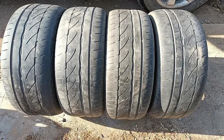 Шины 225/55 R17 — "Bridgestone Potenza RE002" (Индонезия), летние за 75 000 тг. в Астана