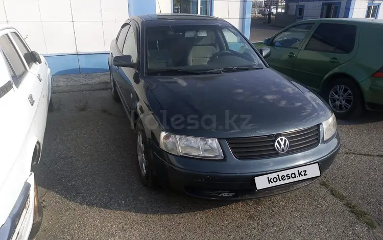 Volkswagen Passat 2000 годаfor1 500 000 тг. в Талдыкорган