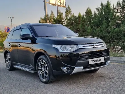 Mitsubishi Outlander 2014 года за 10 000 000 тг. в Алматы – фото 3