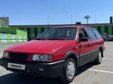 Volkswagen Passat 1992 года за 2 100 000 тг. в Семей