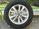 Комплект оригинальных дисков с резиной на Камри 70 за 310 000 тг. в Алматы – фото 2