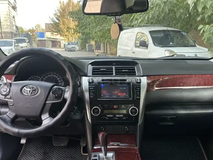 Toyota Camry 2013 года за 8 500 000 тг. в Караганда – фото 11
