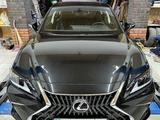 Lexus ES 250 2024 года за 30 000 000 тг. в Атырау