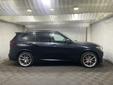 BMW X5 2019 года за 26 500 000 тг. в Алматы – фото 17
