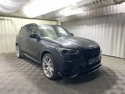 BMW X5 2019 года за 26 500 000 тг. в Алматы – фото 19