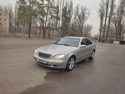 Mercedes-Benz S 320 2000 года за 4 600 000 тг. в Алматы – фото 14