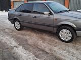 Volkswagen Passat 1993 годаүшін1 450 000 тг. в Астана – фото 2