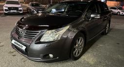 Toyota Avensis 2010 года за 8 300 000 тг. в Семей