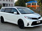 Toyota Sienna 2011 года за 7 500 000 тг. в Актобе – фото 2