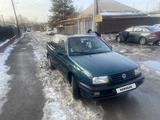 Volkswagen Vento 1995 годаfor1 000 000 тг. в Алматы – фото 2