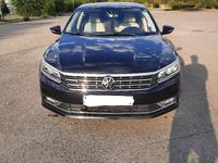 Volkswagen Passat 2017 годаүшін8 300 000 тг. в Алматы