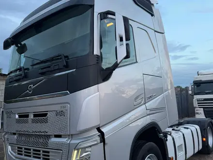 Volvo  FH 2015 года за 21 000 000 тг. в Шымкент – фото 3