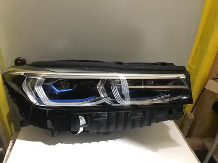 Фара правая bmw g12 laser рестайлинг за 400 000 тг. в Астана