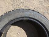 ОДНА шина 225/55 R17 — "GoodYear Ultra Grip 500" (Германия), зимн за 15 000 тг. в Астана – фото 3